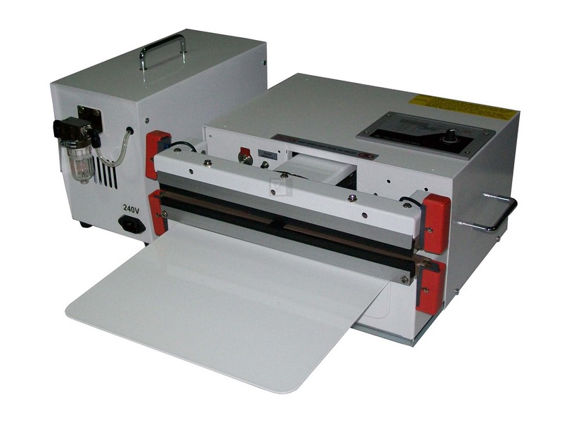 YU-355VSD 外抽式溫控真空封口機(馬達型)